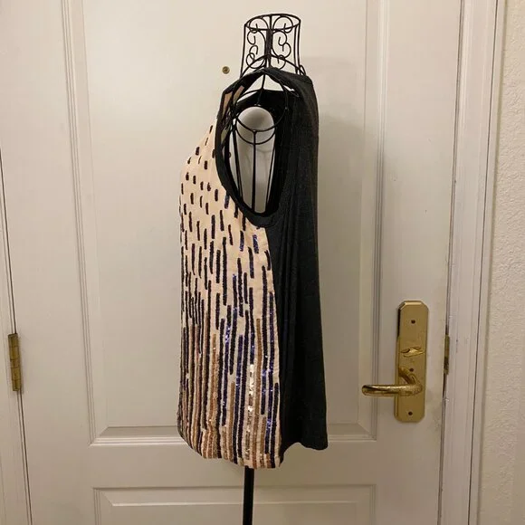 Great Anthropologie TINY Sequins Embellished Tank Knit Tops Size Medium - Picture 5 of 8